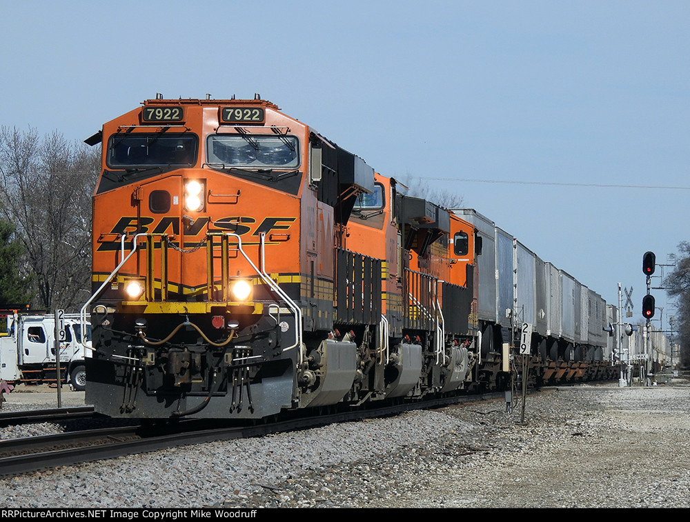 BNSF 7922